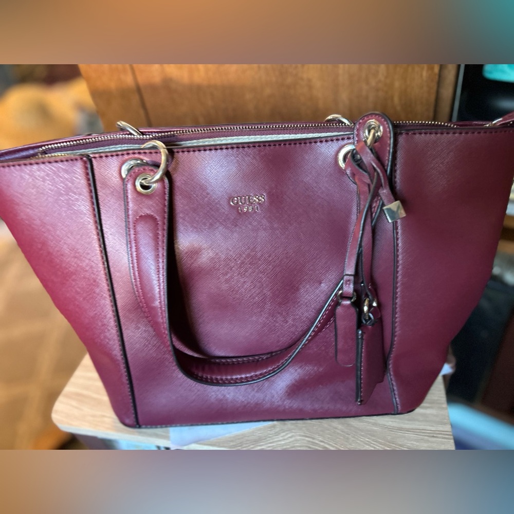Guess Burgundy and Gold Handbag